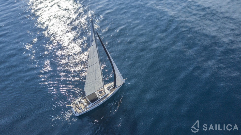 Jeanneau 64 - Yacht Charter Sailica