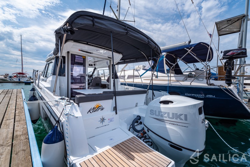 Merry Fisher 795 - Yacht Charter Sailica