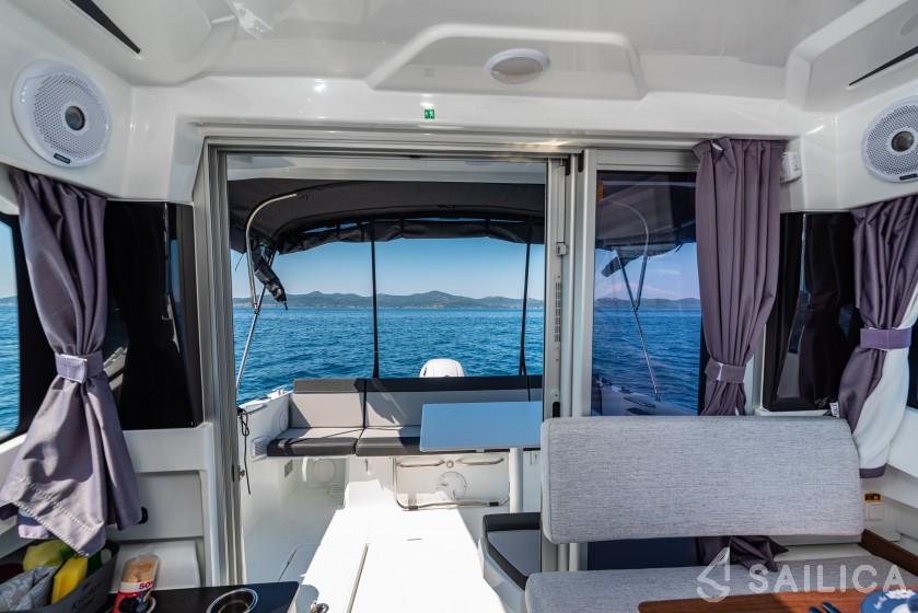 Merry Fisher 795 - Yacht Charter Sailica