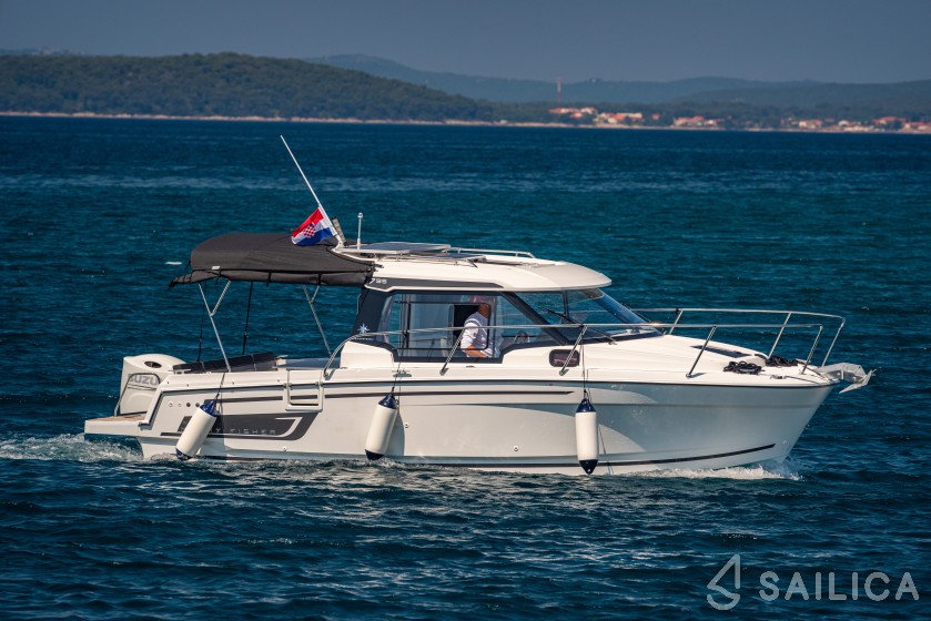 Merry Fisher 795 - Yacht Charter Sailica