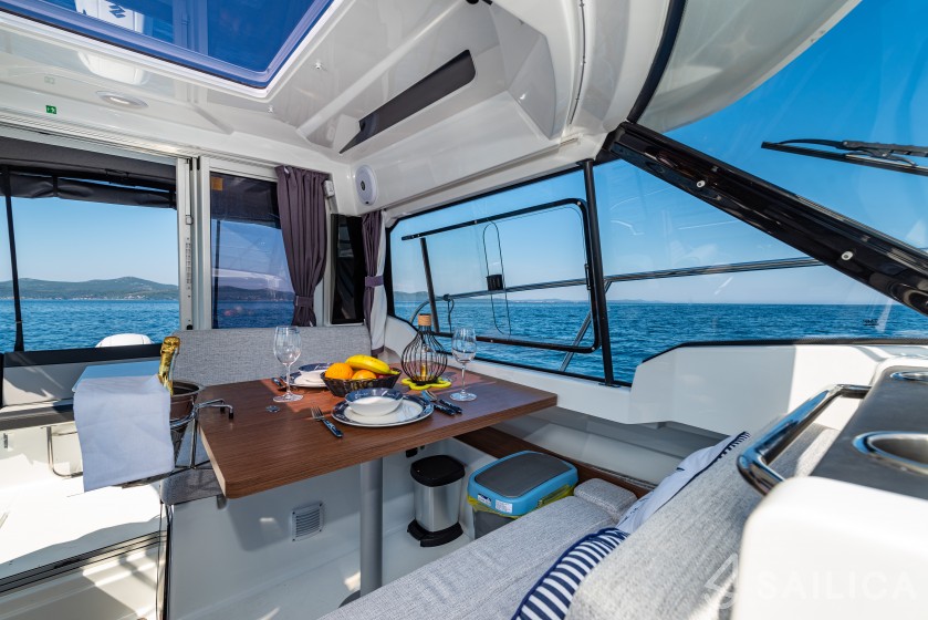 Merry Fisher 795 - Yacht Charter Sailica