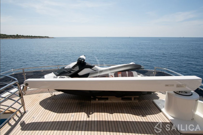 Motoryacht - Yacht Charter Sailica