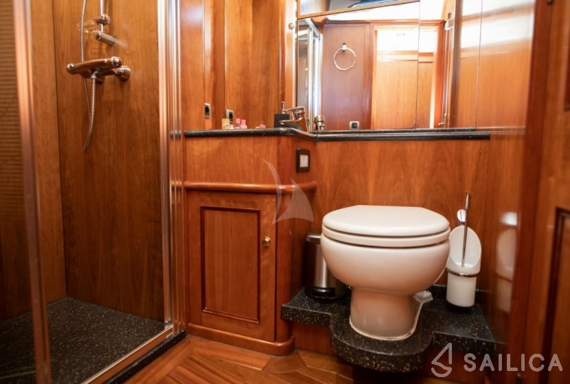 Motoryacht - Yacht Charter Sailica