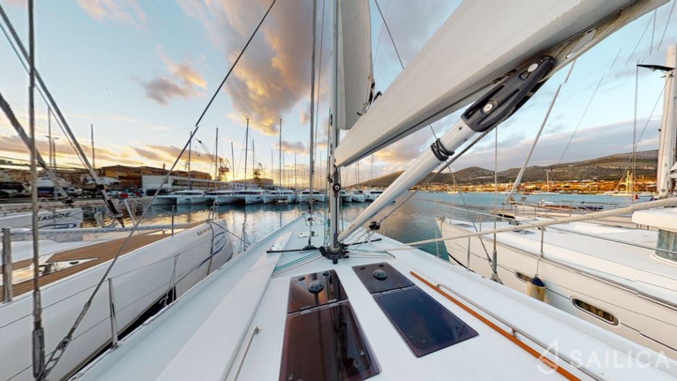 Hanse 548 - Yacht Charter Sailica