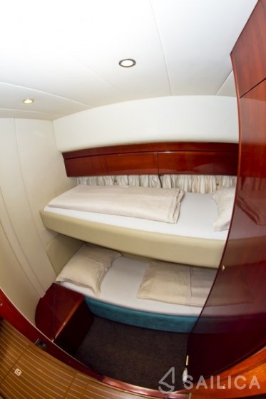 Princess 480 - Yacht Charter Sailica