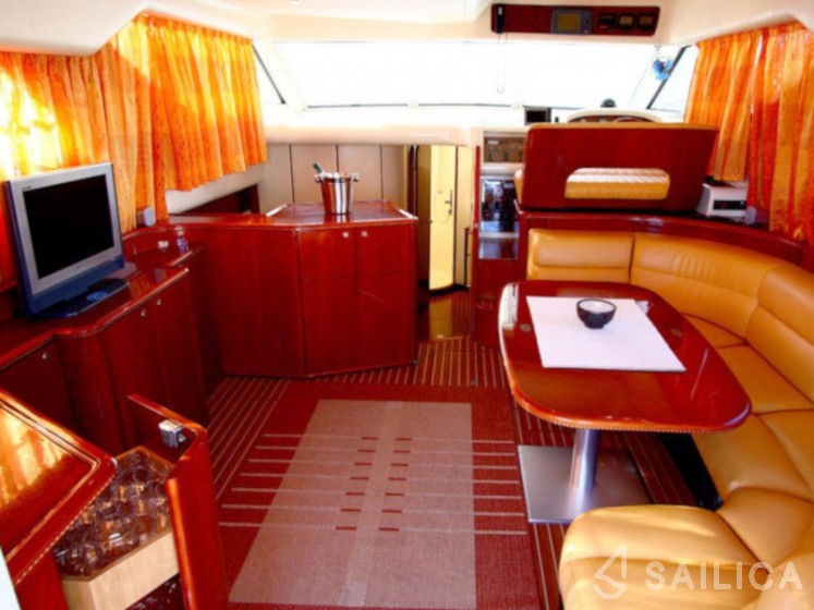 Princess 480 - Yacht Charter Sailica