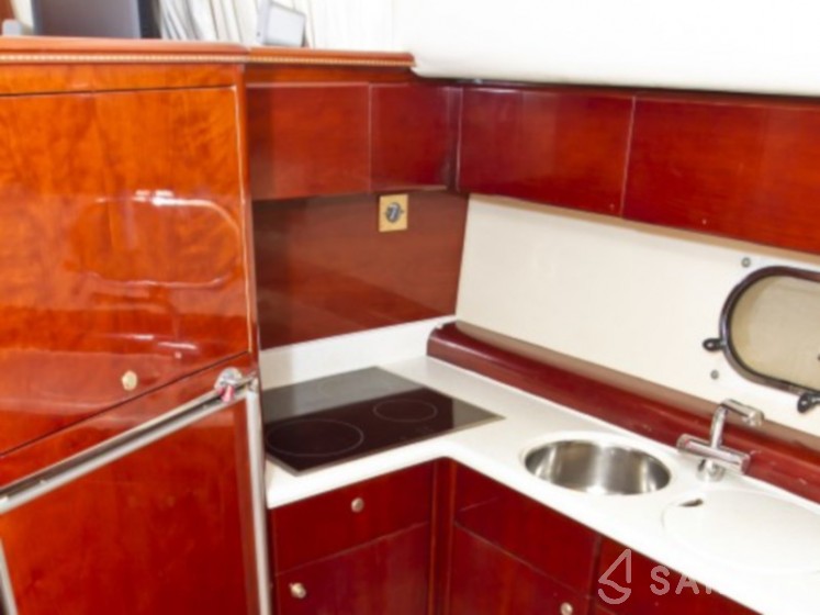 Princess 480 - Yacht Charter Sailica