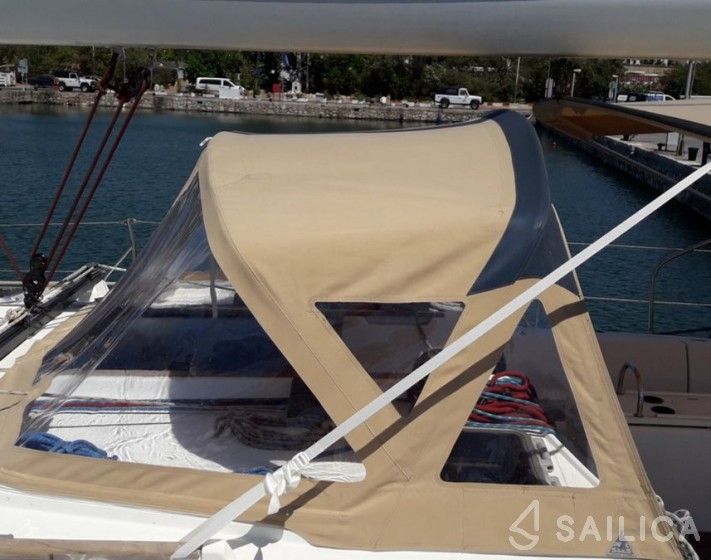 Sun Odyssey 52.2 - Yacht Charter Sailica