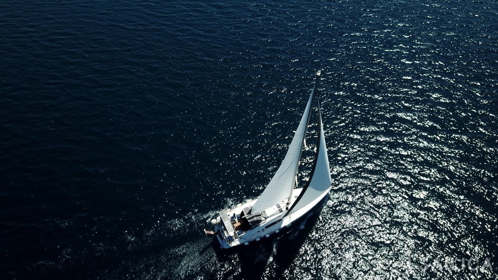 Oceanis 54 - Yacht Charter Sailica
