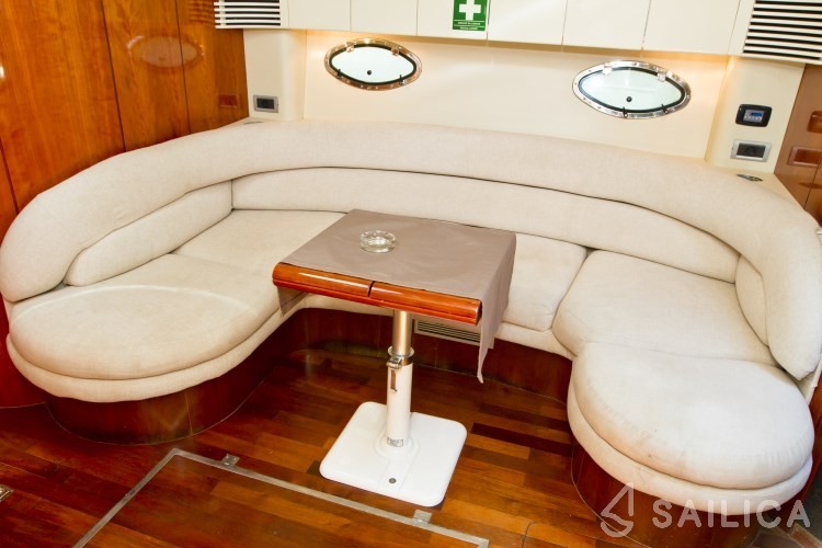 Targa 48 - Yacht Charter Sailica