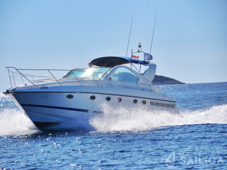 Targa 48 - Yacht Charter Sailica