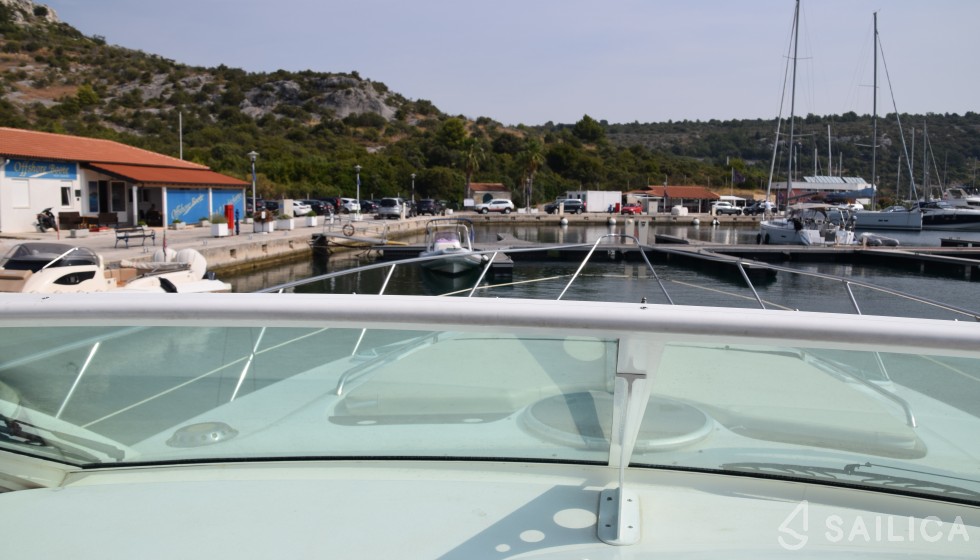 Targa 48 - Yacht Charter Sailica