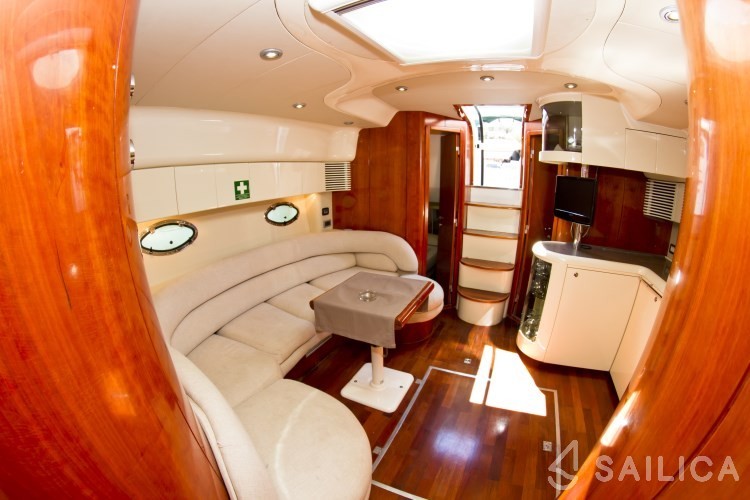 Targa 48 - Yacht Charter Sailica