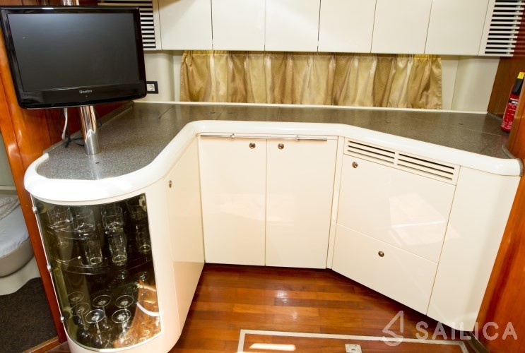 Targa 48 - Yacht Charter Sailica
