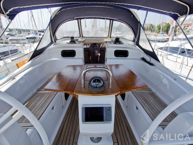 Elan 444 Impression - Yacht Charter Sailica