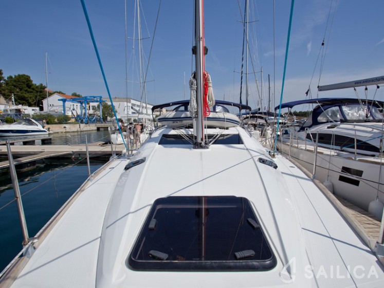Elan 444 Impression - Yacht Charter Sailica