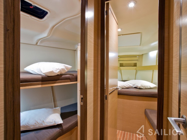 Elan 444 Impression - Yacht Charter Sailica