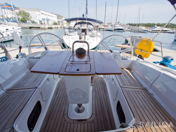 Elan 444 Impression - Yacht Charter Sailica