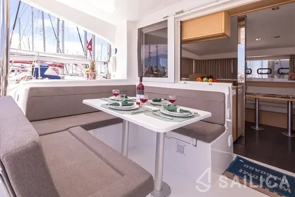 Lagoon 39 - Yacht Charter Sailica