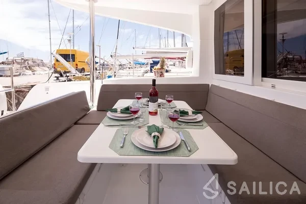 Lagoon 39 - Yacht Charter Sailica