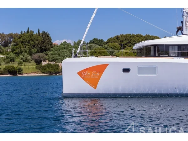 Lagoon 39 - Yacht Charter Sailica
