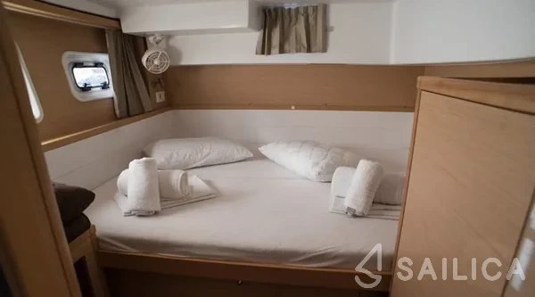 Lagoon 39 - Yacht Charter Sailica