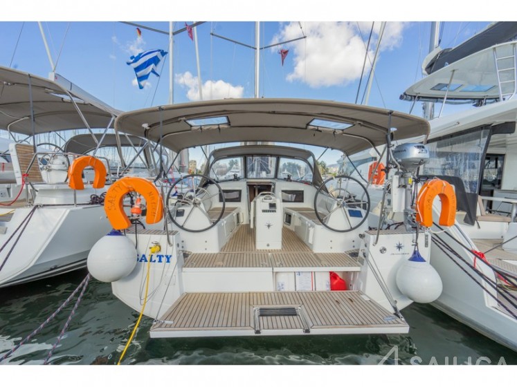 Sun Odyssey 410 - Yacht Charter Sailica