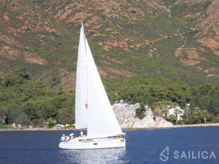 Sun Odyssey 36i - Yacht Charter Sailica