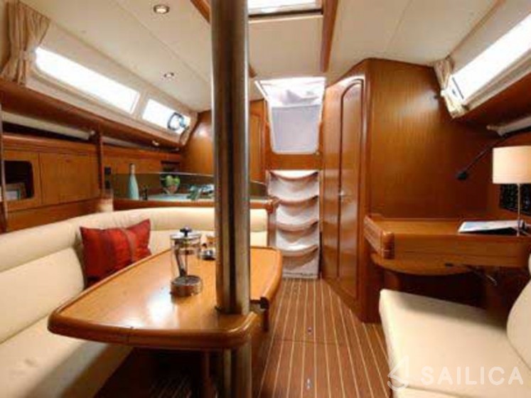 Sun Odyssey 36i - Yacht Charter Sailica