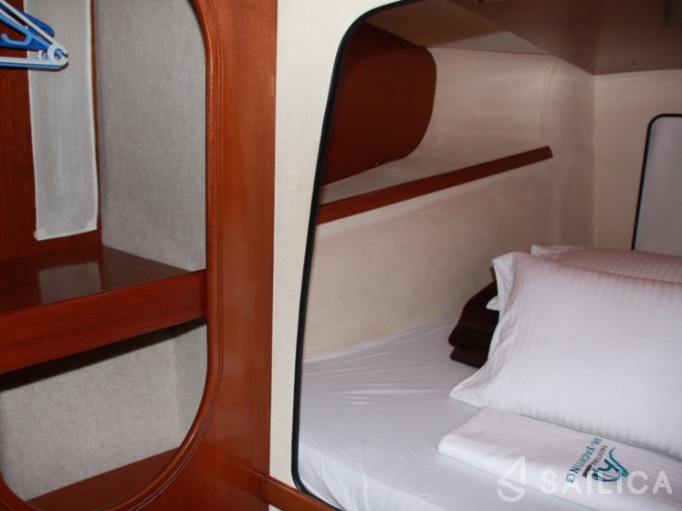 Athena 38 - Yacht Charter Sailica