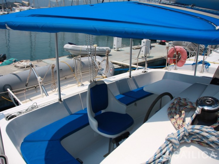 Athena 38 - Yacht Charter Sailica