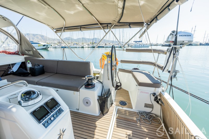 Sun Odyssey 490 - Yacht Charter Sailica