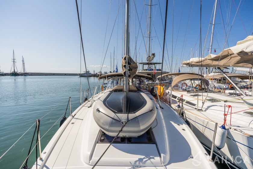Sun Odyssey 490 - Yacht Charter Sailica