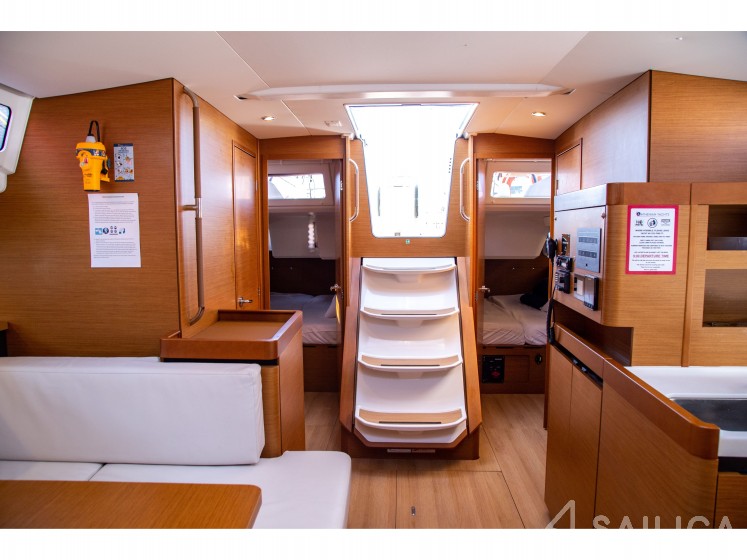 Sun Odyssey 490 - Yacht Charter Sailica