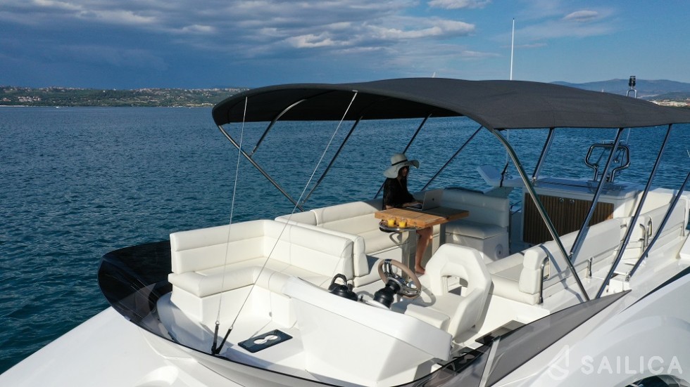 Monte Carlo 52 - Yacht Charter Sailica