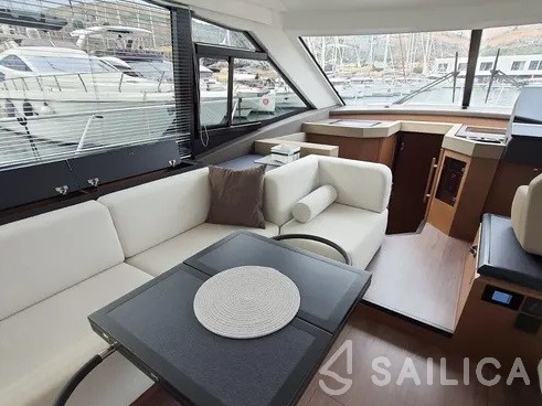 Monte Carlo 52 - Yacht Charter Sailica