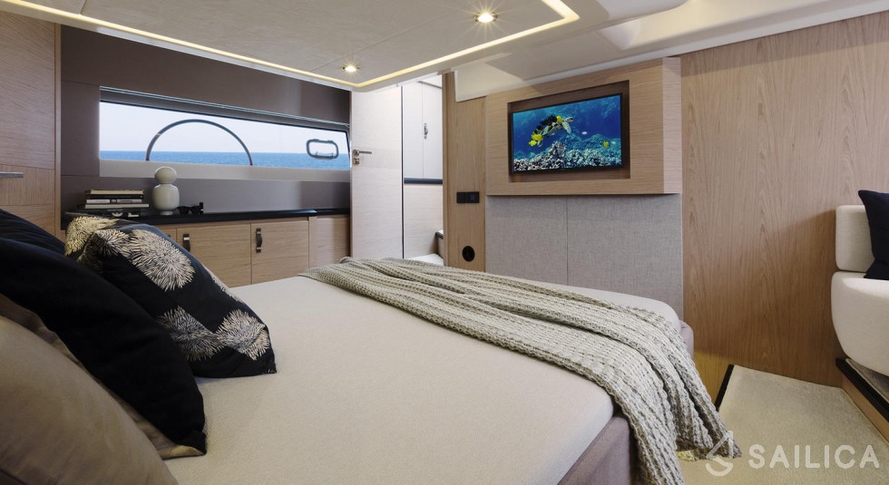 Monte Carlo 52 - Yacht Charter Sailica