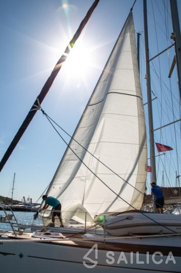 Sun Odyssey 490 - Yacht Charter Sailica