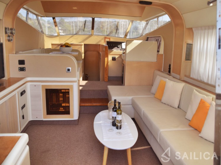 Johnson 56 - Yacht Charter Sailica