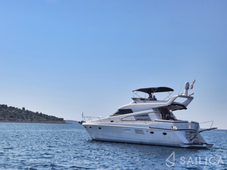 Johnson 56 - Yacht Charter Sailica
