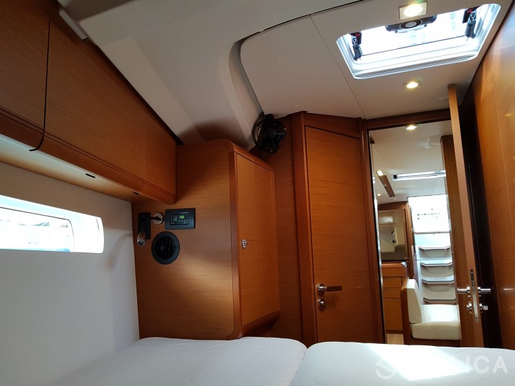 Sun Odyssey 519 - Yacht Charter Sailica