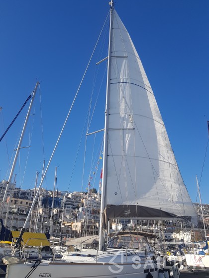 Sun Odyssey 519 - Yacht Charter Sailica