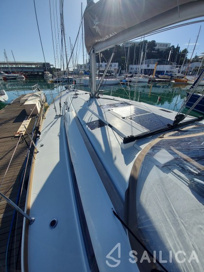 Sun Odyssey 519 - Yacht Charter Sailica