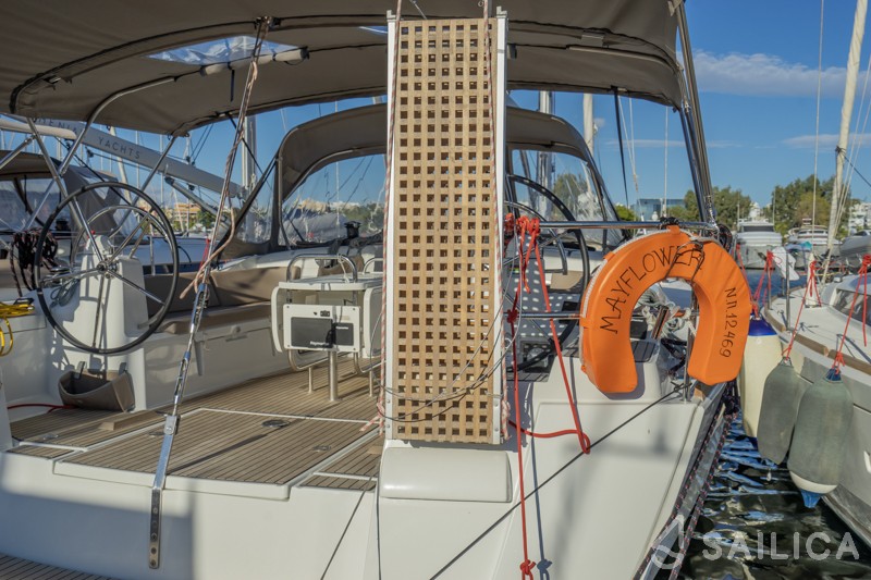 Sun Odyssey 519 - Yacht Charter Sailica