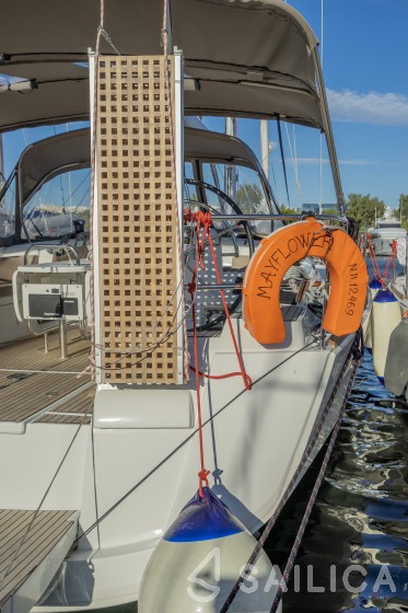 Sun Odyssey 519 - Yacht Charter Sailica