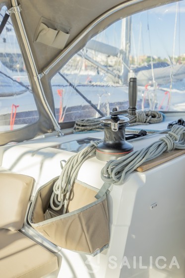 Sun Odyssey 519 - Yacht Charter Sailica
