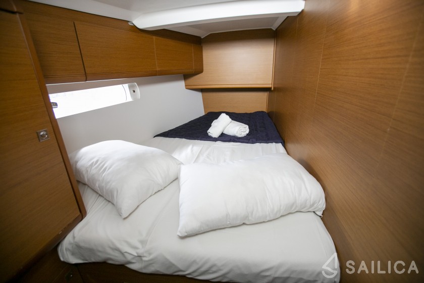 Sun Odyssey 519 - Yacht Charter Sailica