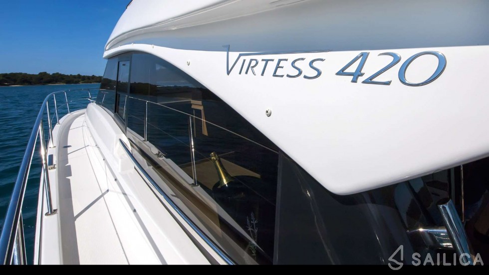 Bavaria Virtess 420 Fly - Yacht Charter Sailica