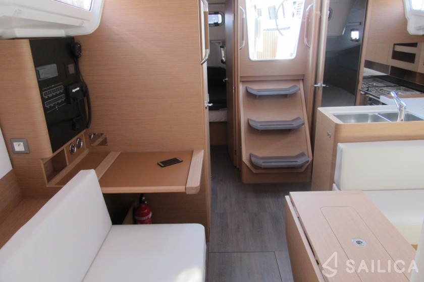 Sun Odyssey 380 - Yacht Charter Sailica