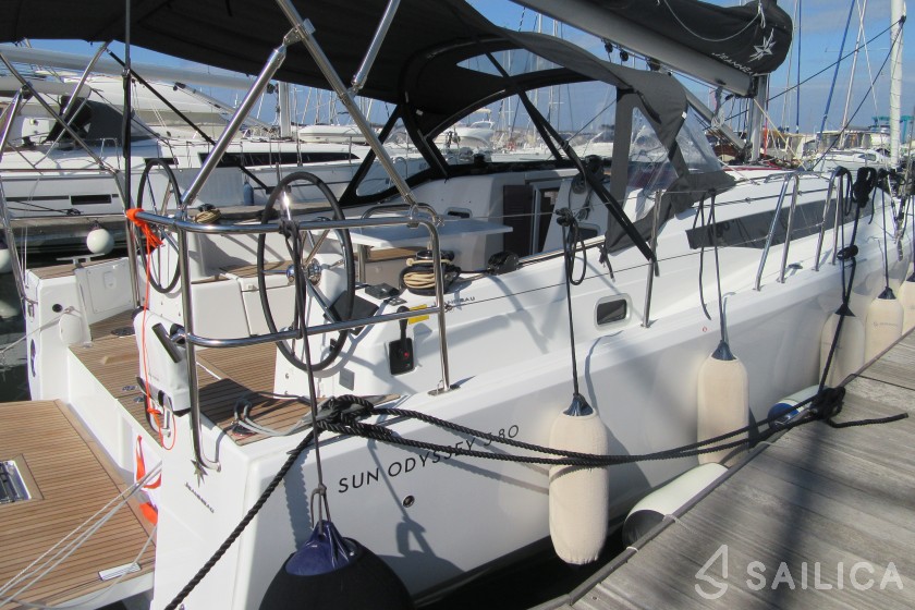 Sun Odyssey 380 - Yacht Charter Sailica